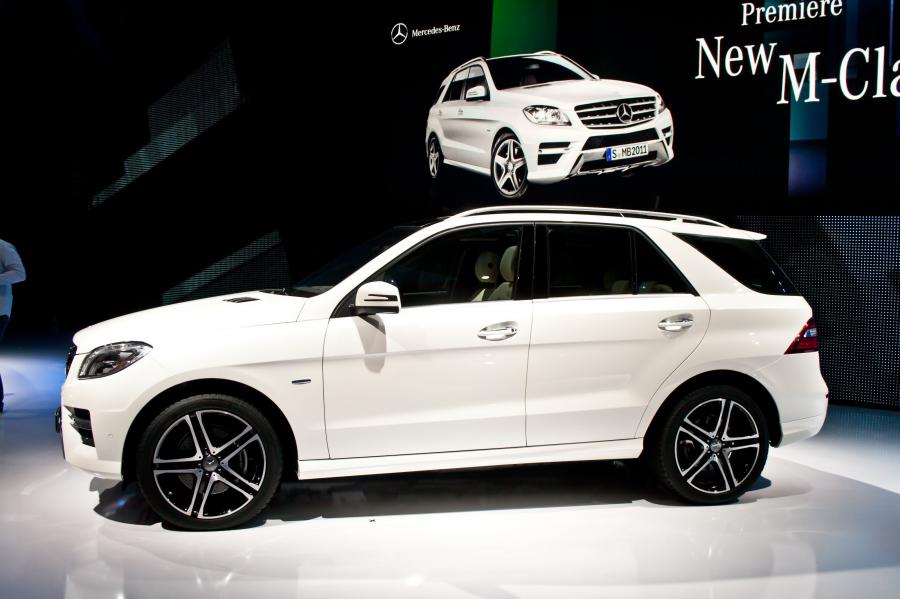  Mercedes-Benz ML-Class 2012 года  (фото 13 из 188)